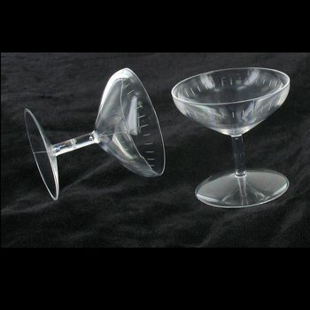 Kleine Sektgläser / Champagnergläser (48 Stk.)