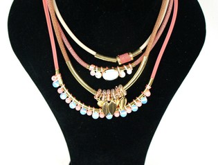 Elegante 4-lagige Halskette Rosa (1 Stk.)