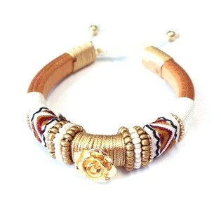 Ibiza-Armband Braun mit goldener Blume (1 Stk.)