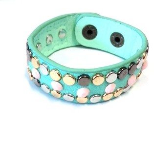 Türkises Armband mit Nieten (1 Stk.)