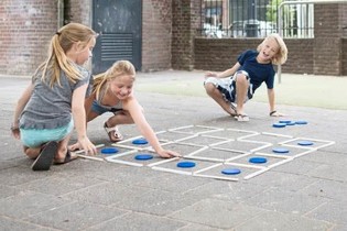 BS DOTS - Holzspielzeug OUT (1.).