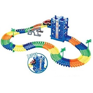 Großes MAGIC ROAD Set mit Glow in the Dark Auto & Lift, 136-teilig